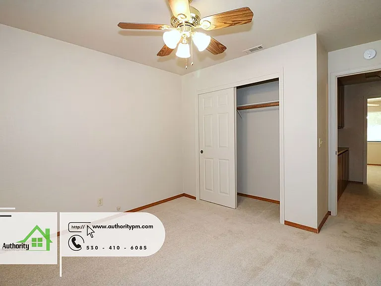 1844 Breckenwood Dr — Photo 19