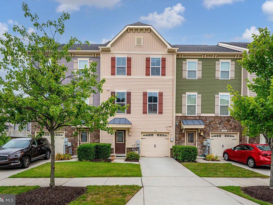 1st image of 636 Foxwood Dr