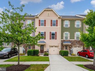 636 Foxwood Dr, Glen Burnie, MD 21060