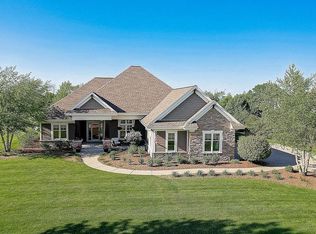N37W23412 Broken Hill Cir S, Pewaukee, WI 53072