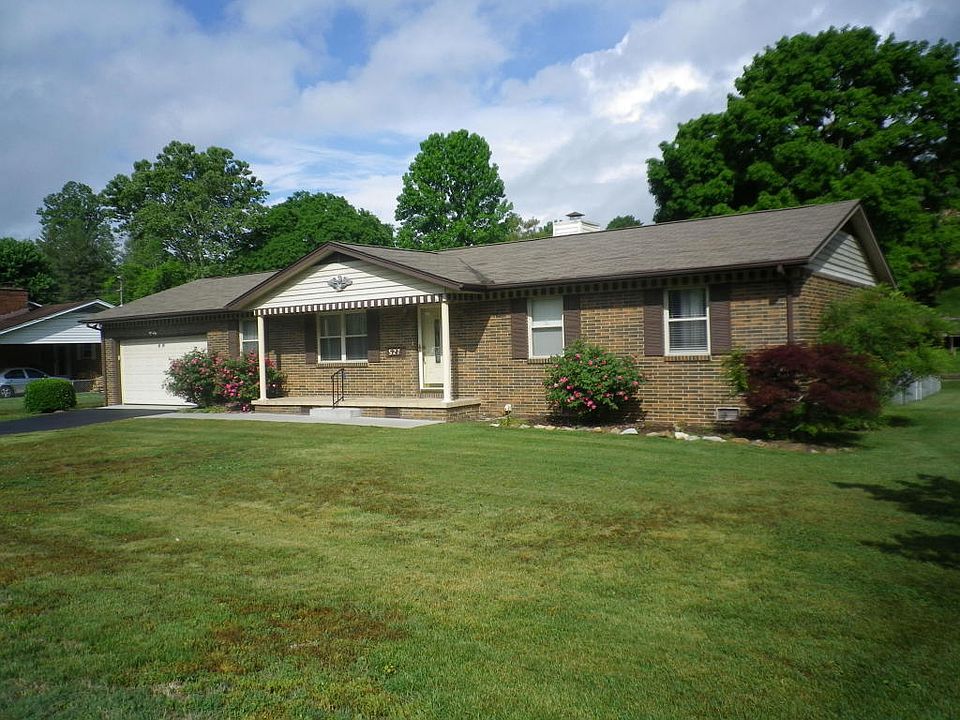 2nd image of 527 Riverside Dr