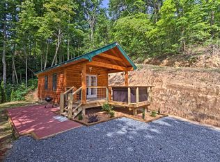 163 Lollis Ln, Bryson City, NC 28713