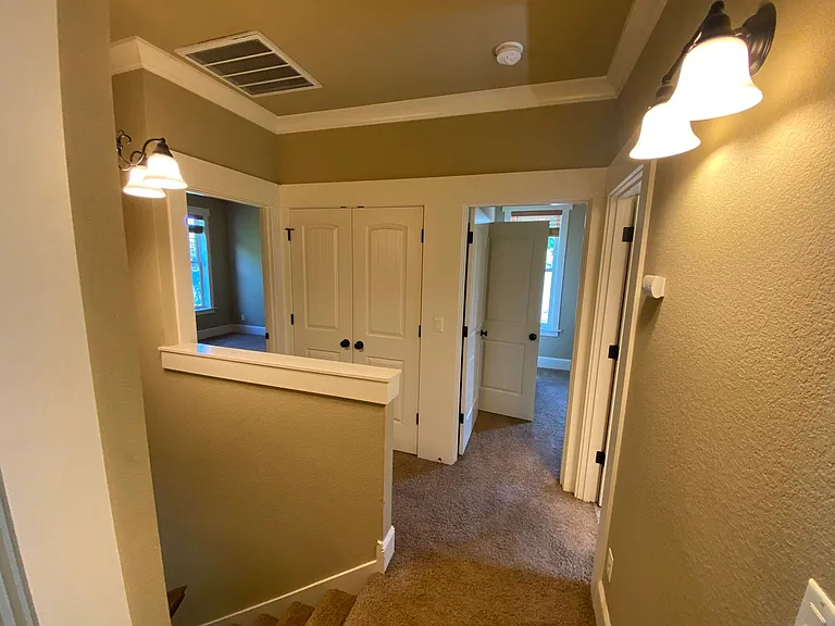 JH1102 — Photo 27