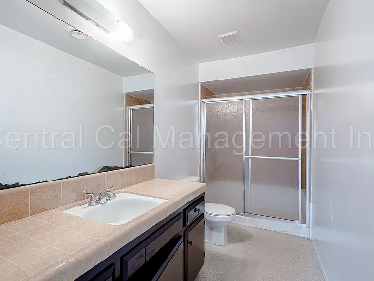 6208 Stine Rd — Photo 14