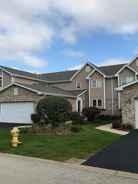 19403 Cranfield Ln photo 1