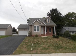 63 Media Rd, Carlisle, PA 17013