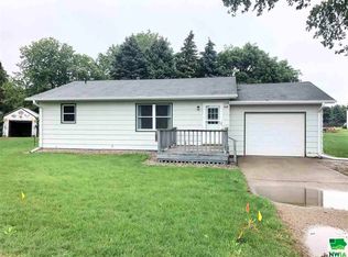 408 N Douglas St, Elk Point, SD 57025