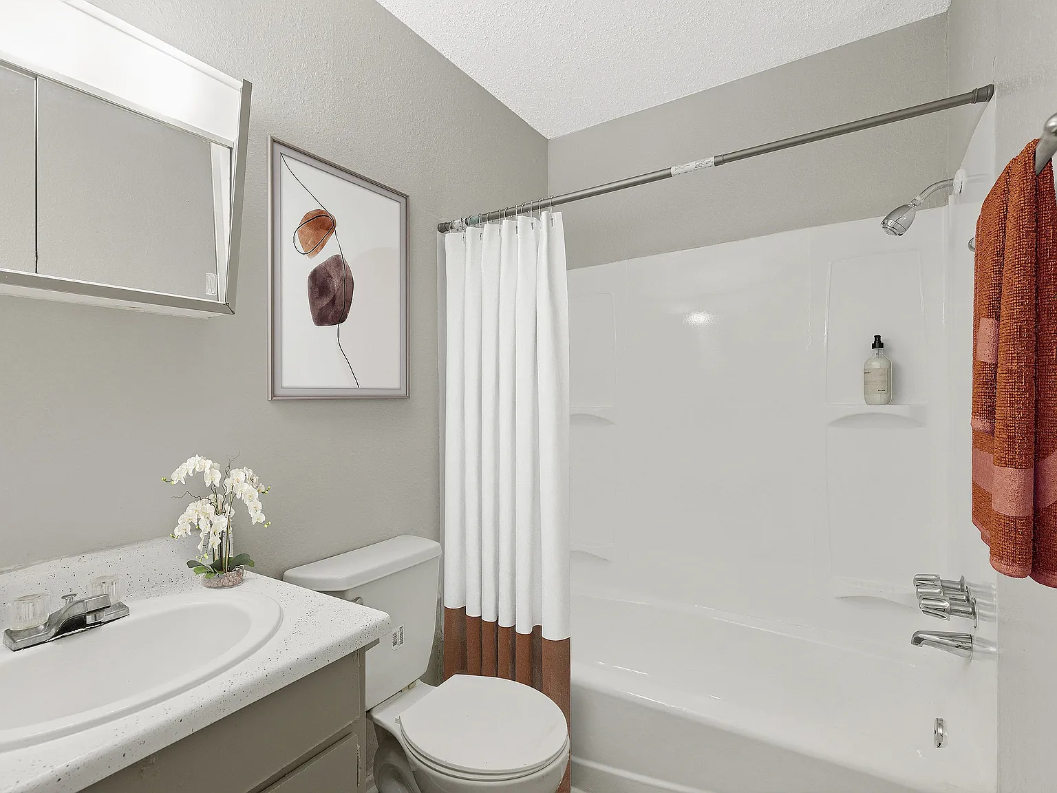 Alturas Eleventh — Photo 4