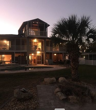 3rd image of 2110 Waterview Dr
