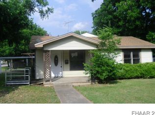 315 N Avenue J, Clifton, TX 76634
