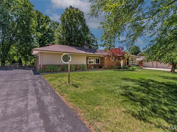 11834 Tescord Dr, Saint Louis, MO 63128