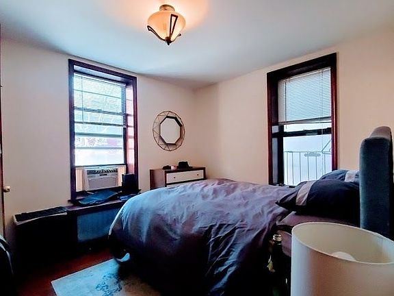 5th image of 89 Mac Dougal St #2A