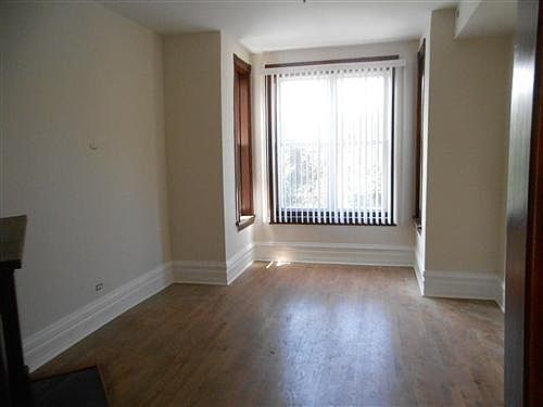 1st image of 1017 N Sacramento Ave #2