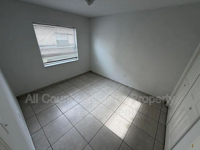 4911 E Temple Heights Rd #4911A — Photo 7