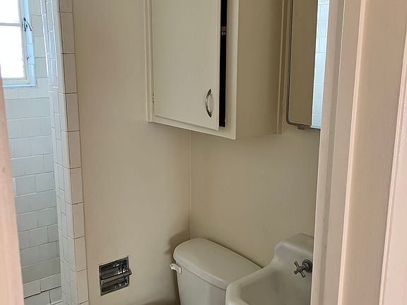 5th image of 506 Princeton Dr SE APT G
