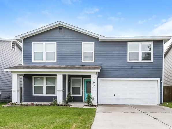 302 Falling Pine Dr, Conroe, TX 77304