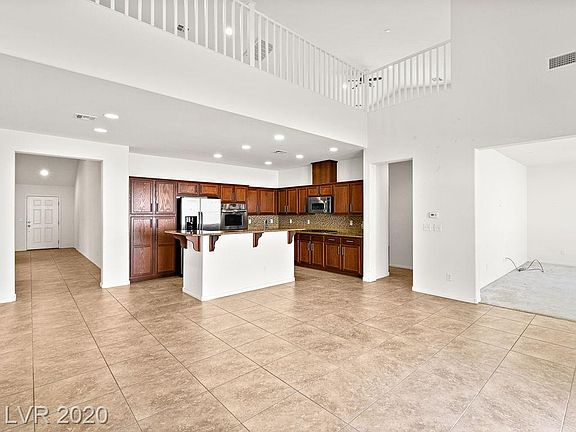 4th image of 8133 San Mateo St