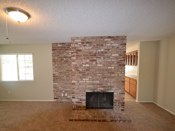 4th image of 8257 La Almendra Way