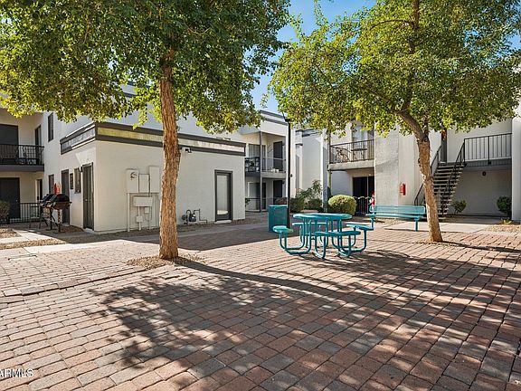 2nd image of 740 W ELM Street #126