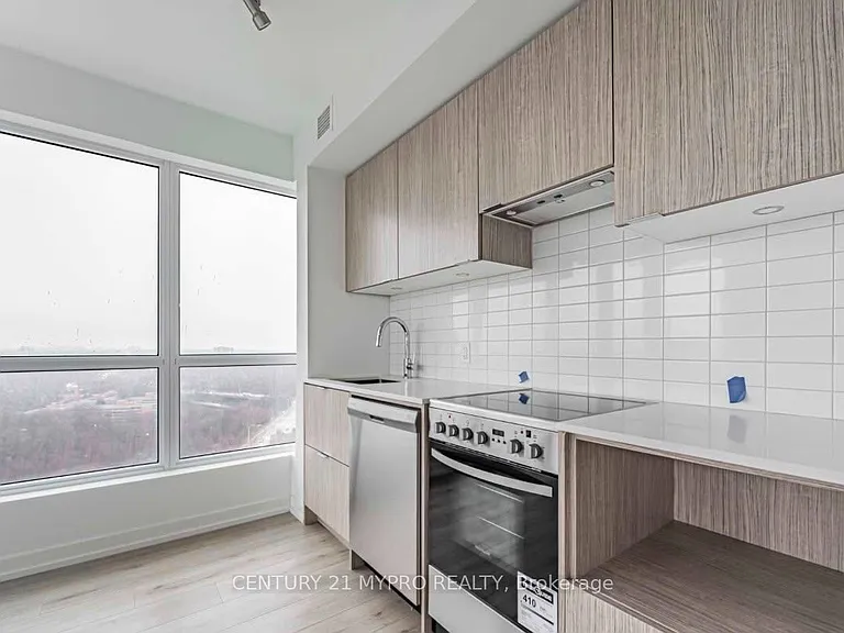 395 Bloor St E #2008 — Photo 9