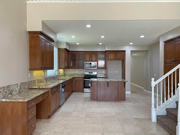 2nd image of 37523 Durwent Dr