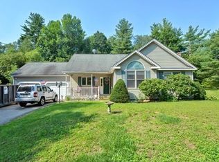 38 Long Hill Rd, Brookfield, MA 01506