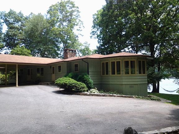 3rd image of 3078 W Club Blvd