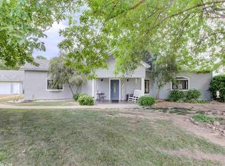 260 Mountain Meadow Rd, Hot Springs, AR 71913