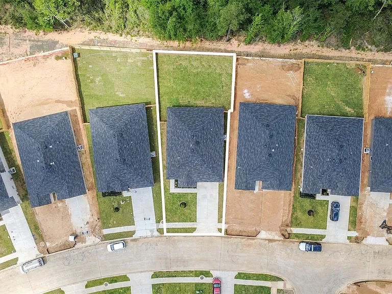 27458 Serene Pine Dr — Photo 40