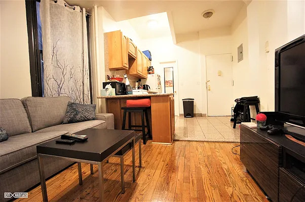 Rented by Citi Habitats | media 9