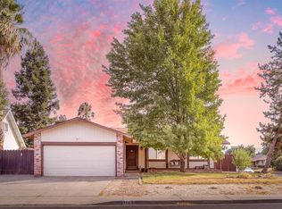 1100 Woodridge Dr, Vacaville, CA
