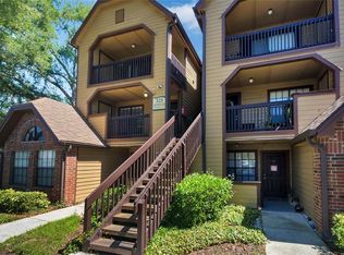 325 Lakepointe Dr UNIT 201, Altamonte Springs, FL 32701