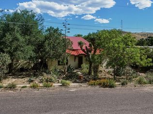 906 E Sul Ross Ave, Alpine, TX 79830