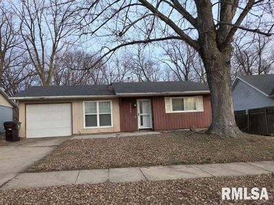 5720 N Frostwood Pkwy, Peoria, IL, 61615
