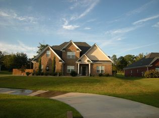 104 Tobee Dr, Lizella, GA 31052