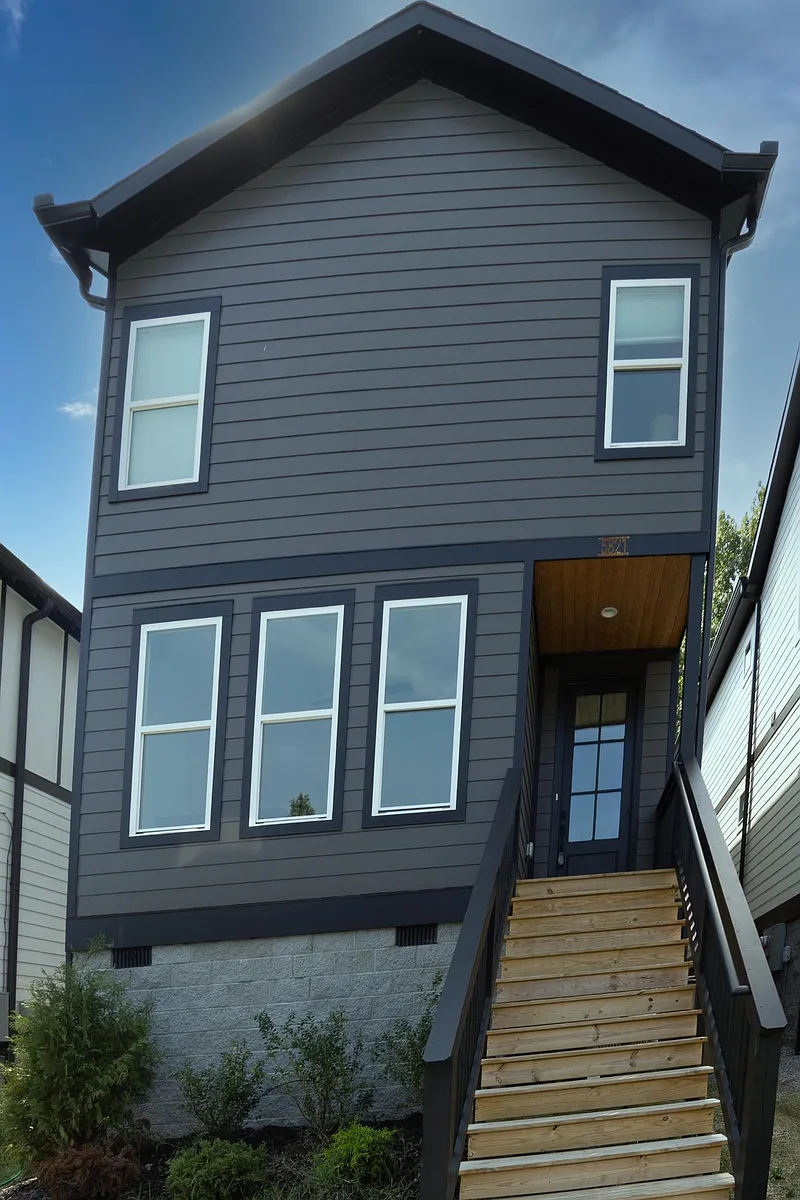 Building Photo - 5821 Maxon Ave