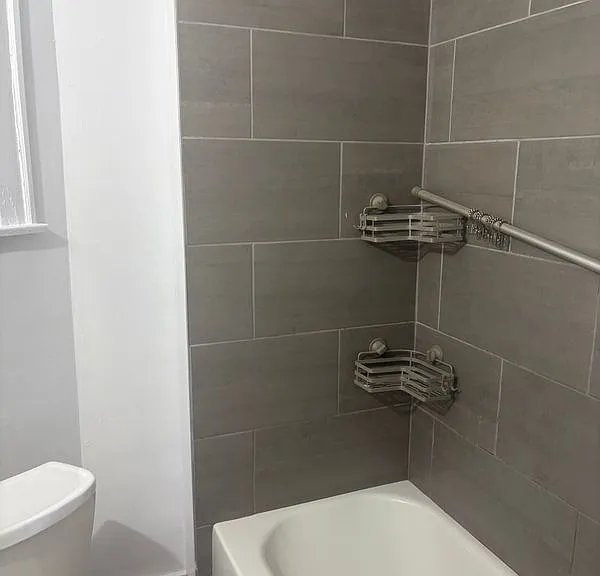 2731 N Austin Ave #3 — Photo 4