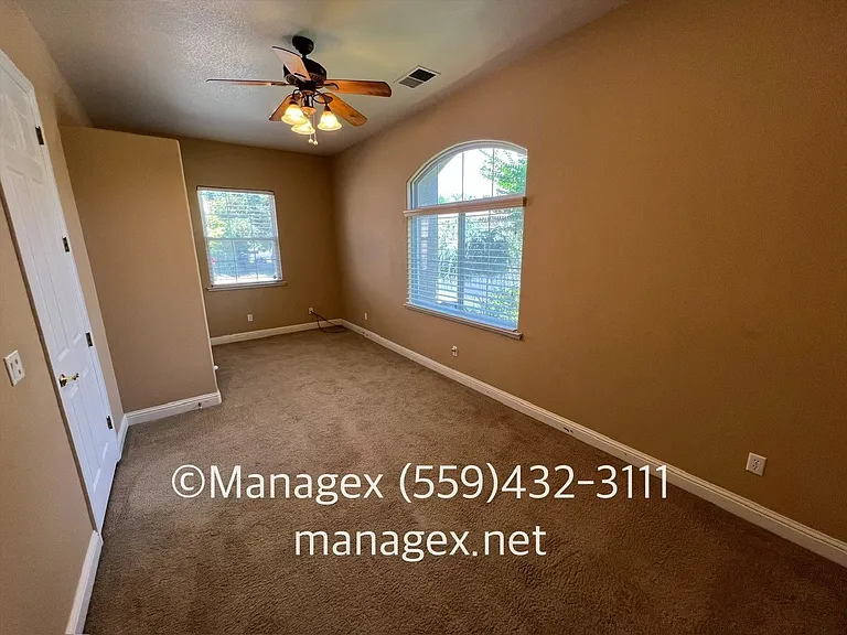 9708 N Willey Ct — Photo 18