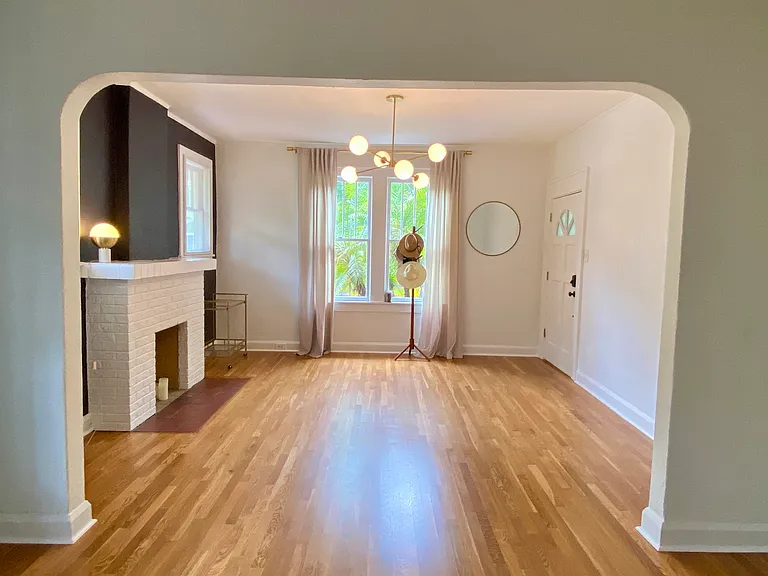 6104 N Suwanee Ave — Photo 13