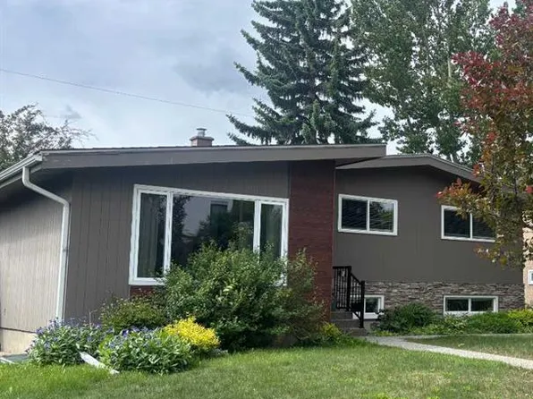 92 N Chinook Dr SW, Calgary, AB T2V 2P9
