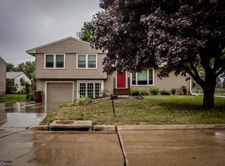 317 Charles St, Conrad, IA 50621