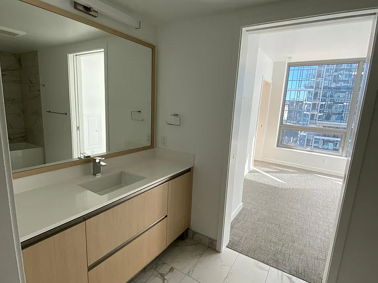 1808 Minor Ave #1401 — Photo 34