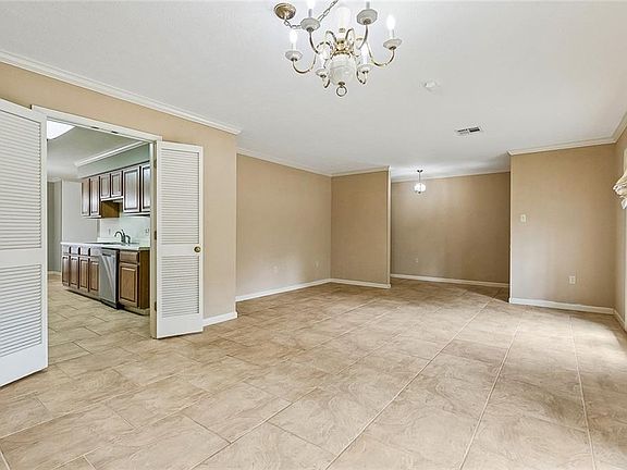 5th image of 4313 New St