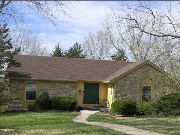 2416 E 110th St, Kansas City, MO 64131