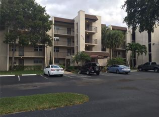 9420 Poincian Pl #402, Davie, FL 33324