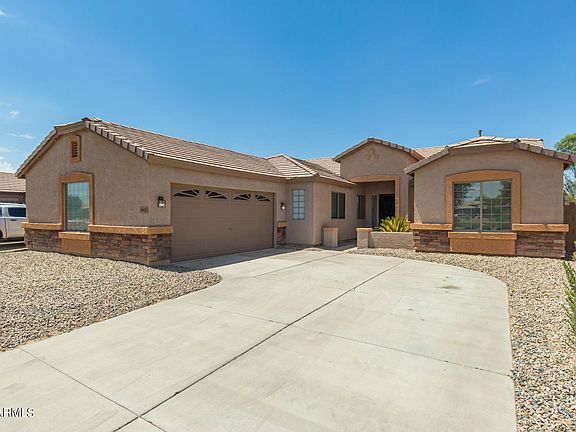 3rd image of 43422 W Oster Dr