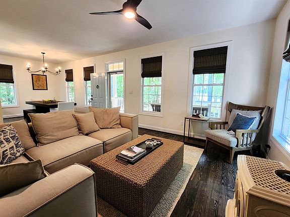 4th image of 1371 Oconee Heights Dr