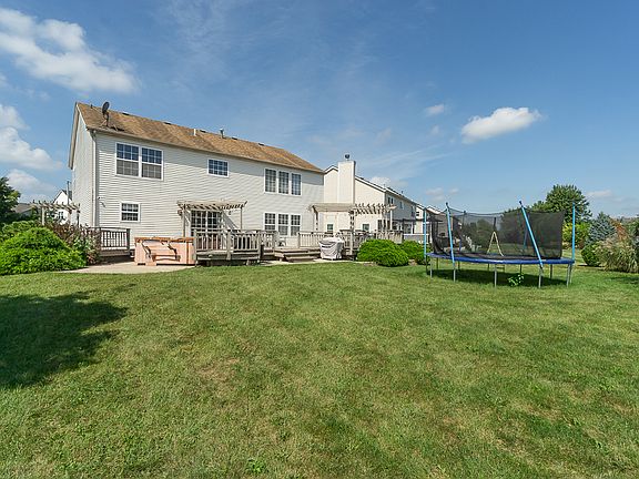 3rd image of 1808 Arbor Gate Dr
