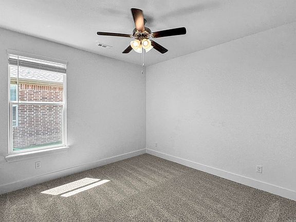 4th image of 214 Mikah Dr
