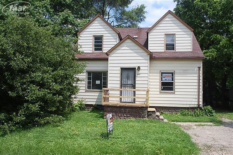 1st image of 3501 Columbine Ave